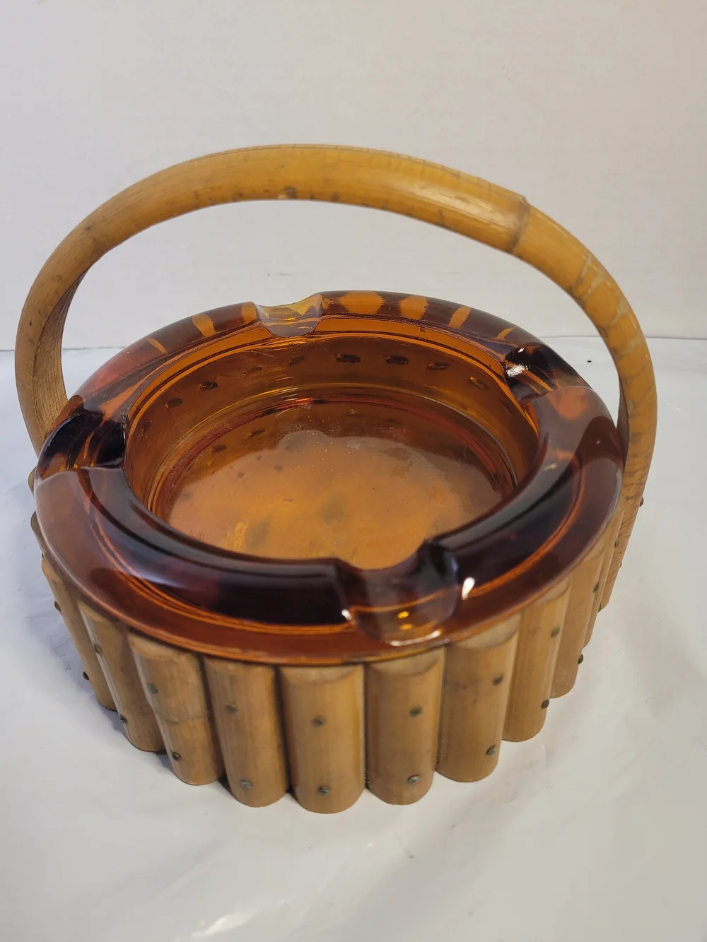 Vintage MCM Amber Glass Ashtray In A Bamboo Basket (A1)